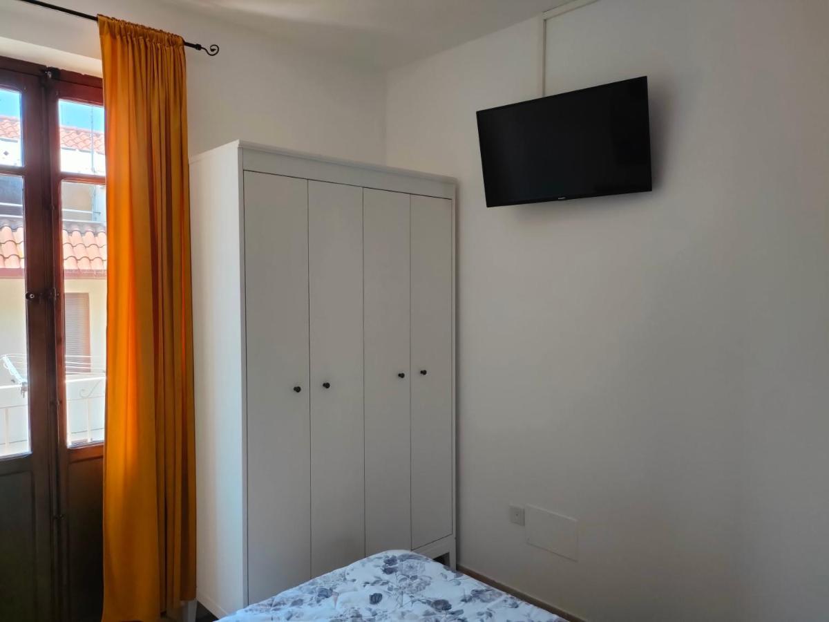 Da Paolo E Laura - In Centro A San Benedetto Lägenhet San Benedetto del Tronto Exteriör bild